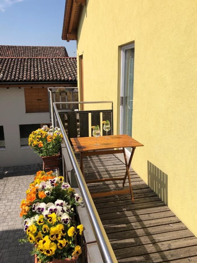 Appartamento Incantevole Con Parcheggio Privato Casteldidone Luaran gambar